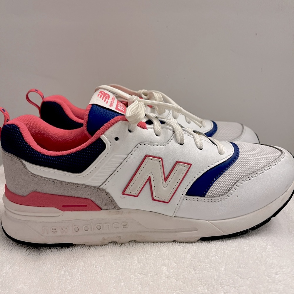 New Balance 997H Shoes